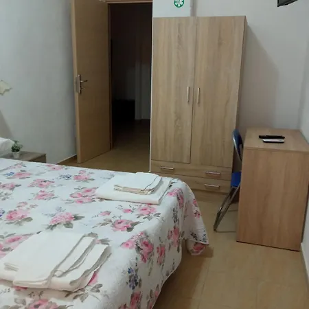 In Family Gabriele Crotone