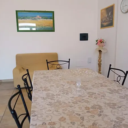 In Family Gabriele كروتوني